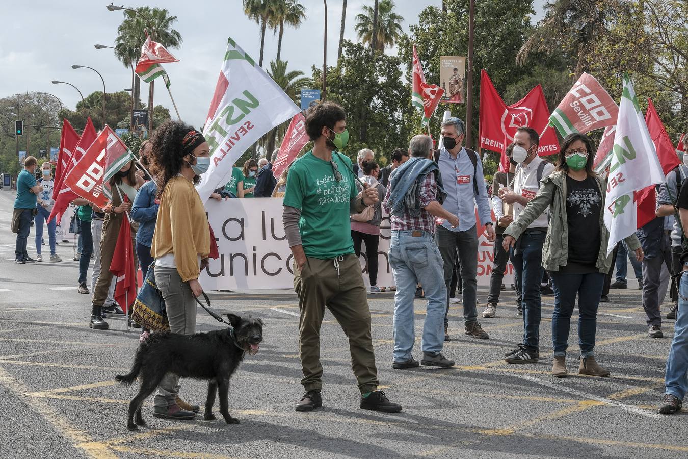 Manifestación de padres para protestar por los recortes en la educación pública