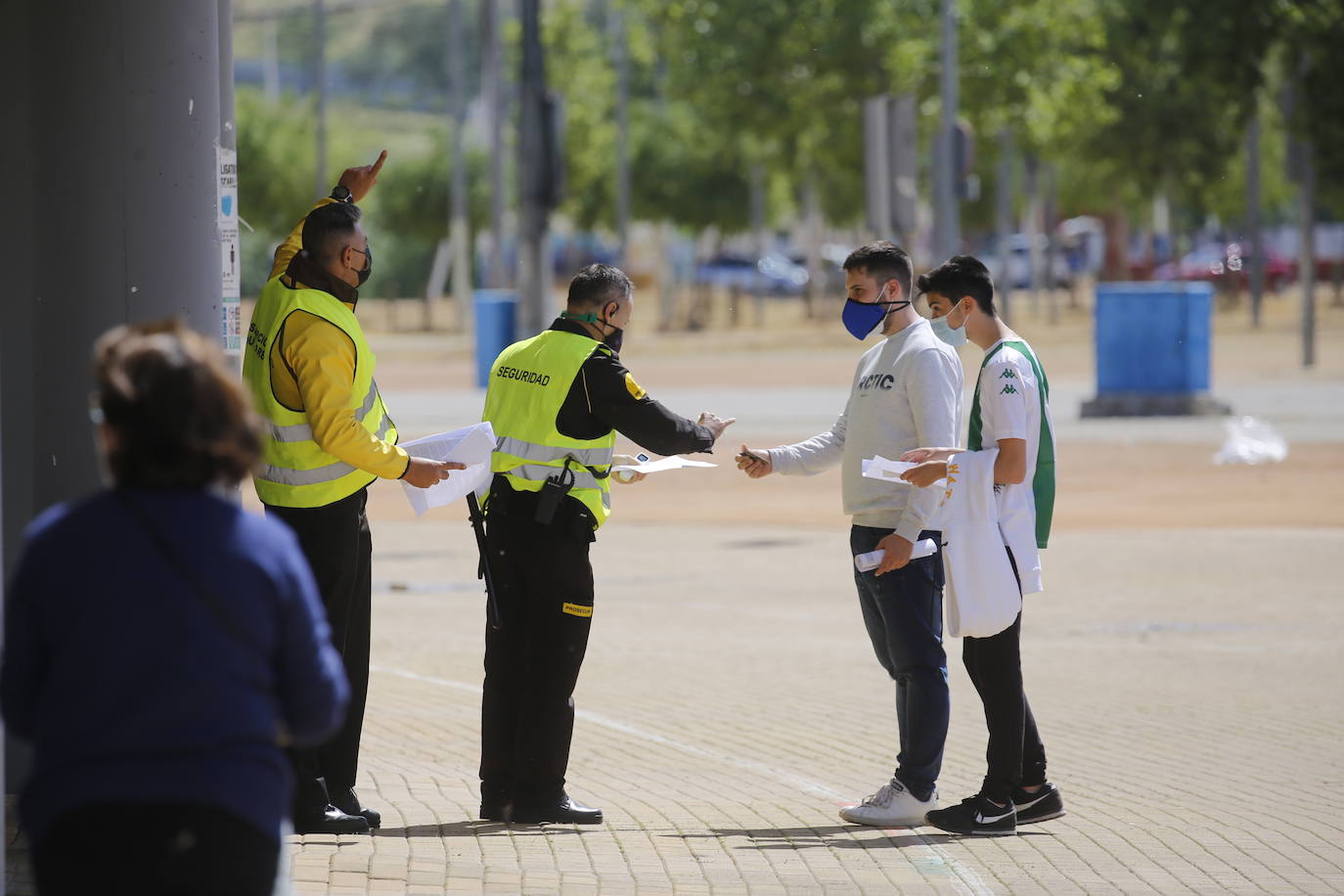 El ambiente en El Arcángel en el Córdoba CF - Linense, en imágenes