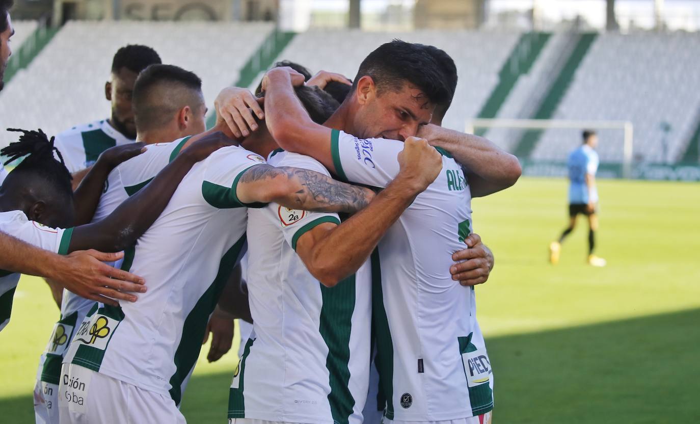 Las mejores imágenes del Córdoba CF - Balompédica Linense