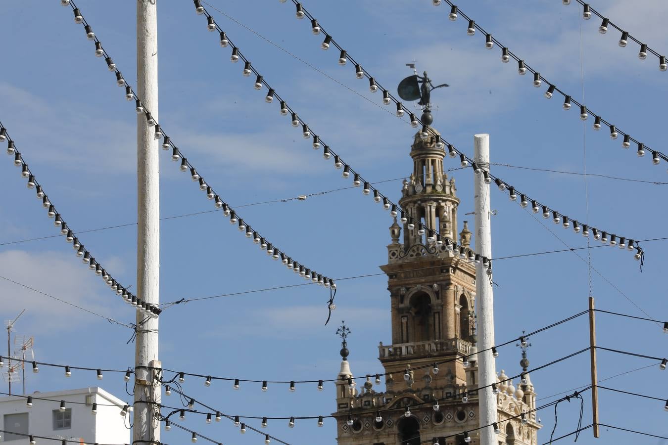 La Junta de Andalucía decide si suspende la &#039;Feria&#039; de Sevilla