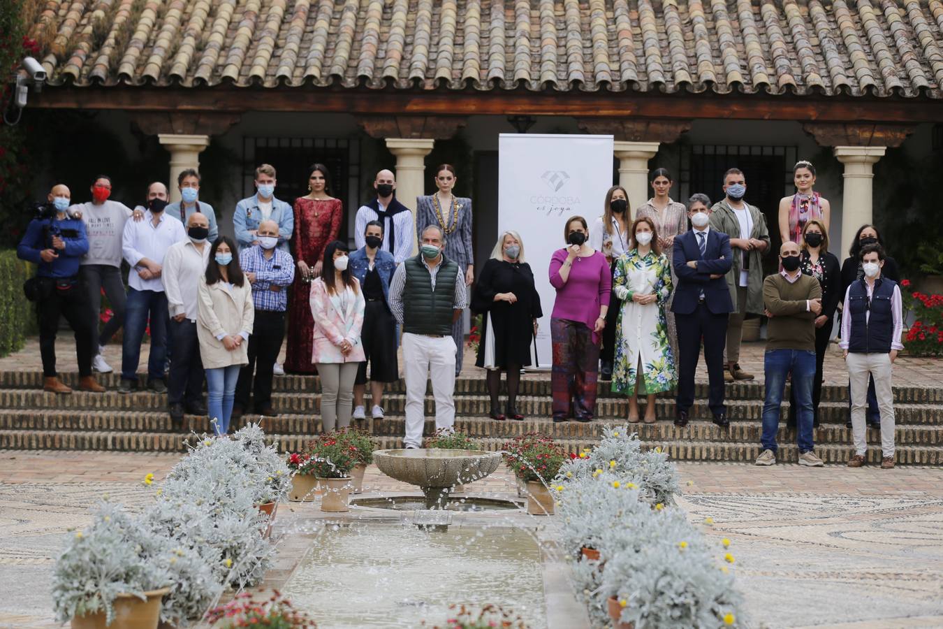 La moda y la joyería cordobesa se exhiben en el Palacio de Viana