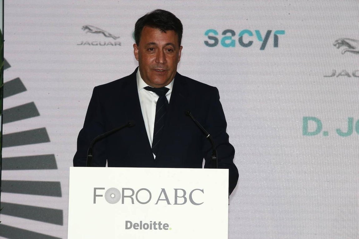 En imágenes: el Foro ABC-Deloitte celebrado en la sede de Vocento