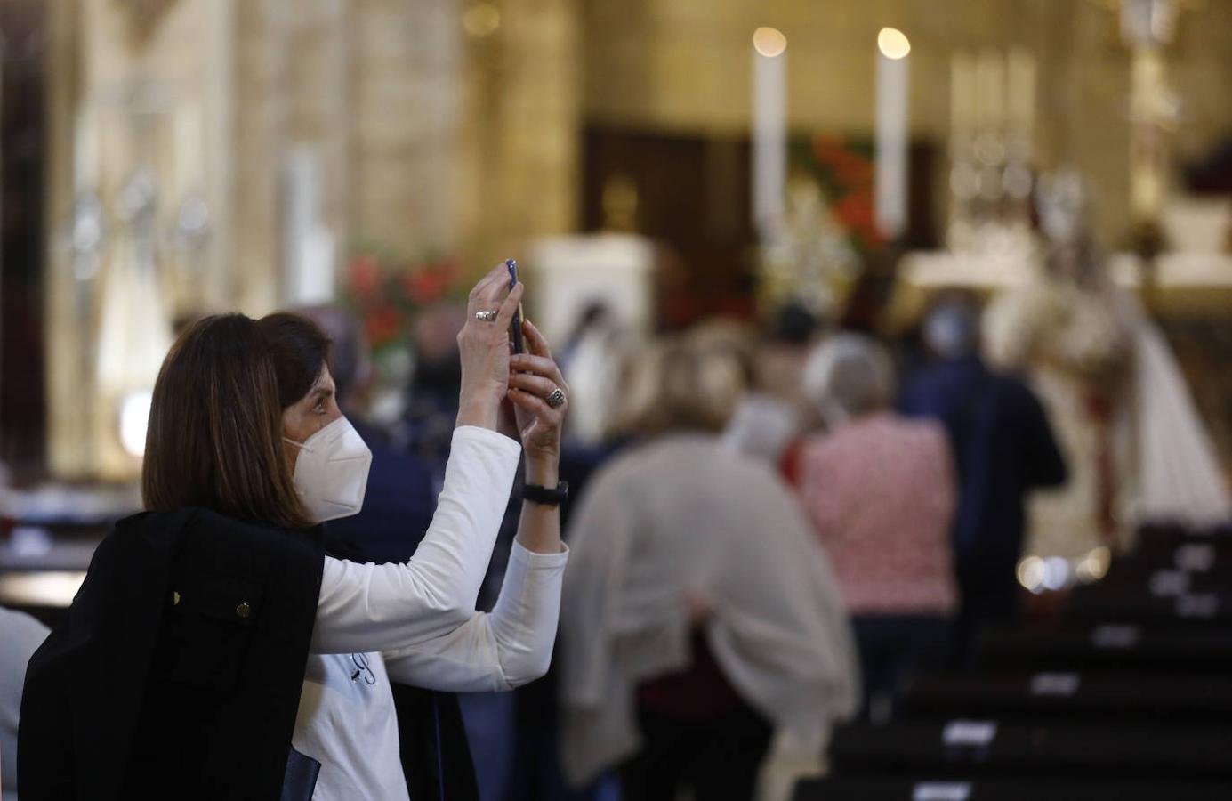 La veneración a la Virgen de los Remedios de Córdoba en martes y 13 en imágenes