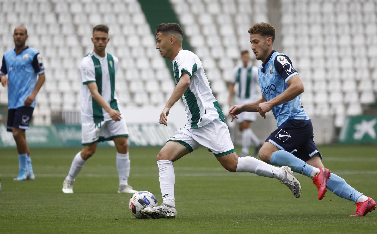 La victoria del Córdoba B ante el Rota, en imágenes