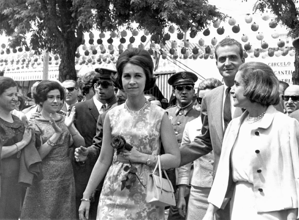 Don Juan Carlos y Doña Sofía en la Feria de Abril de Sevilla de 1968