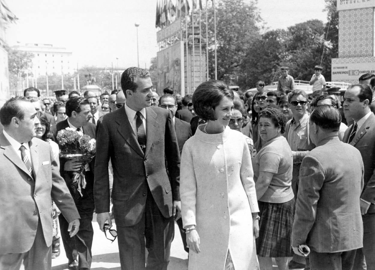 Don Juan Carlos y Doña Sofía en la Feria de Abril de Sevilla de 1968