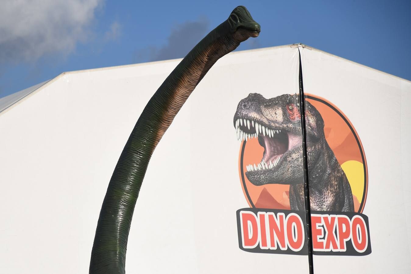 Las imágenes de la exposición de dinosaurios XXL en Sevilla, Dino Expo