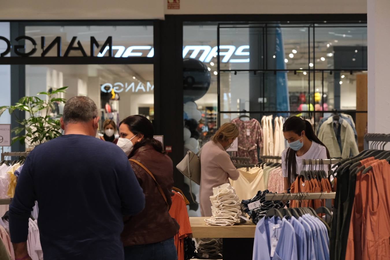 La nueva tienda de Mango en Córdoba, en imágenes