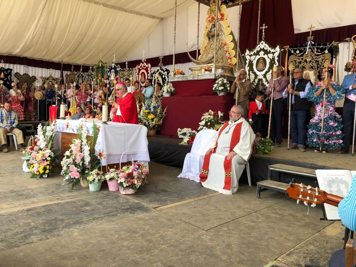 En imágenes, la labor pastoral del nuevo arzobispo de Sevilla