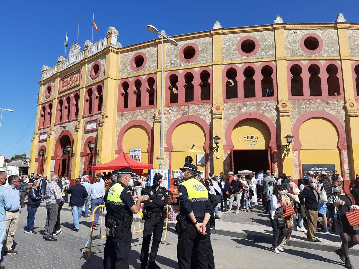 Fotos: Toros en Sanlúcar para Ponce, El Cordobés y De Justo