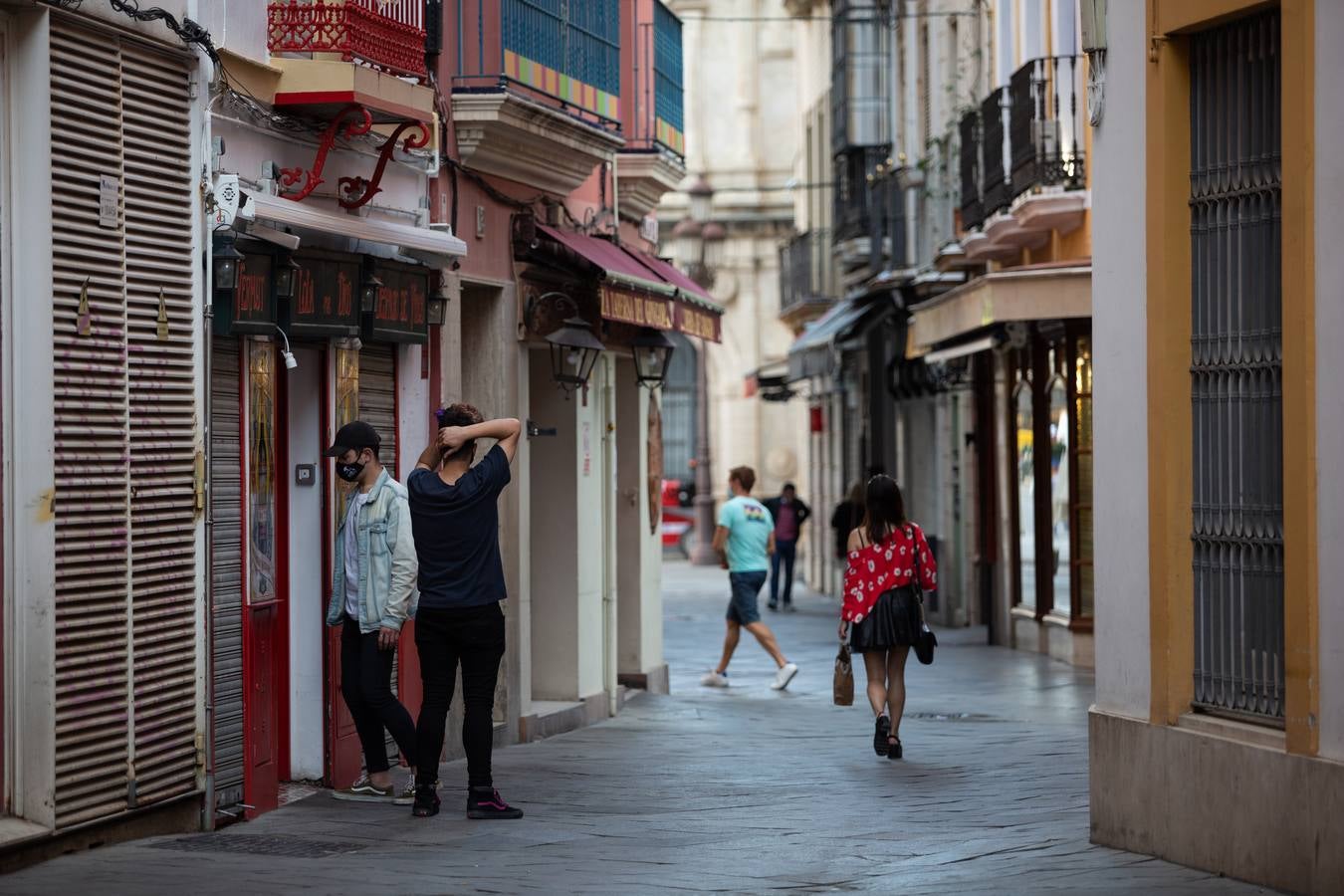 Cierre de bares a las 20 horas en Sevilla