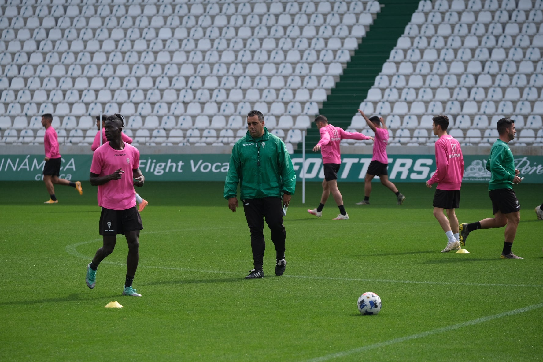 El estreno de Germán Crespo como técnico del Córdoba CF, en imágenes