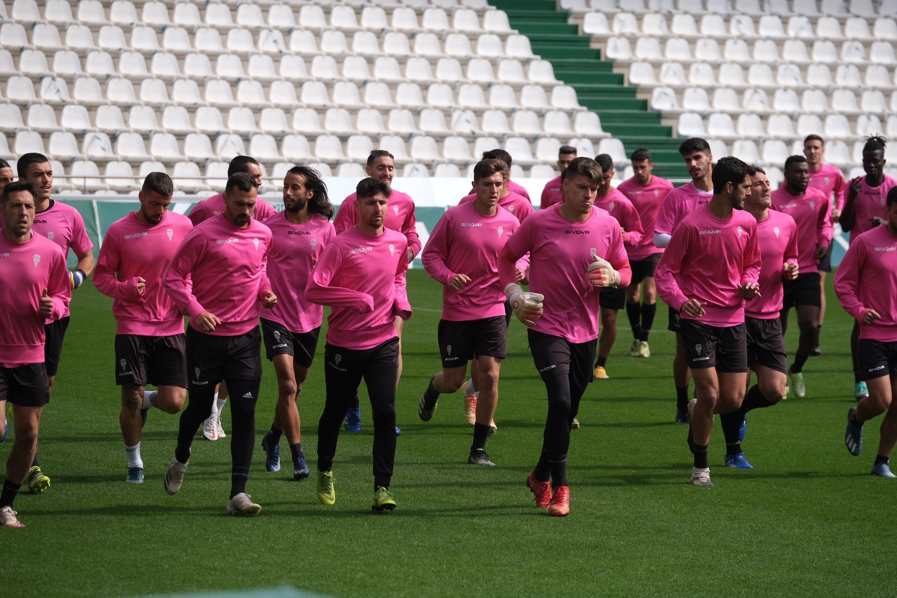 El estreno de Germán Crespo como técnico del Córdoba CF, en imágenes