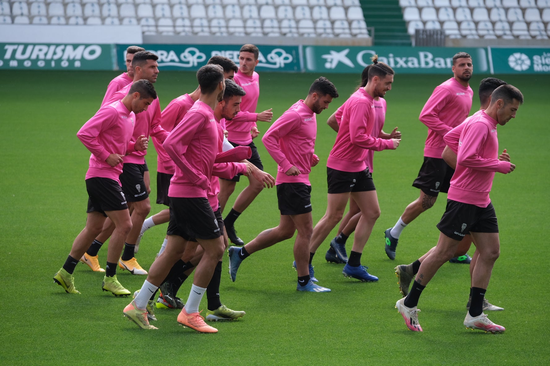 El estreno de Germán Crespo como técnico del Córdoba CF, en imágenes