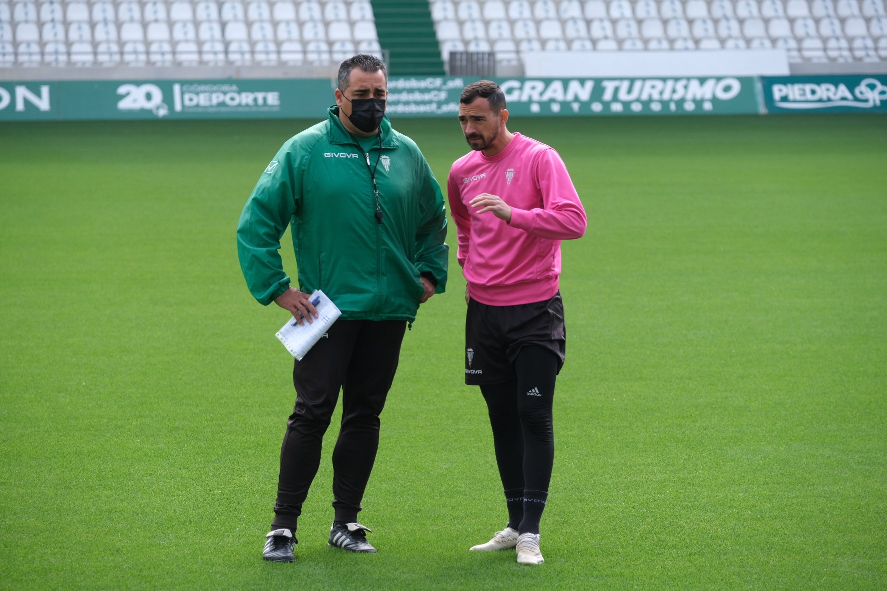 El estreno de Germán Crespo como técnico del Córdoba CF, en imágenes