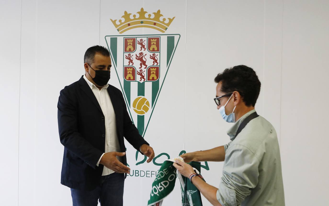 La presentación de Germán Crespo, nuevo entrenador del Córdoba, en imágenes