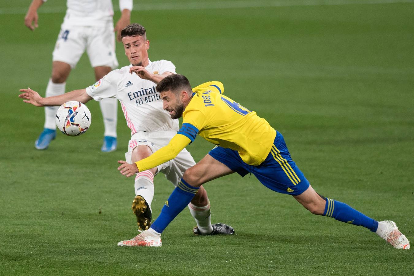 Fotos: Real Madrid-Cádiz CF en Carranza