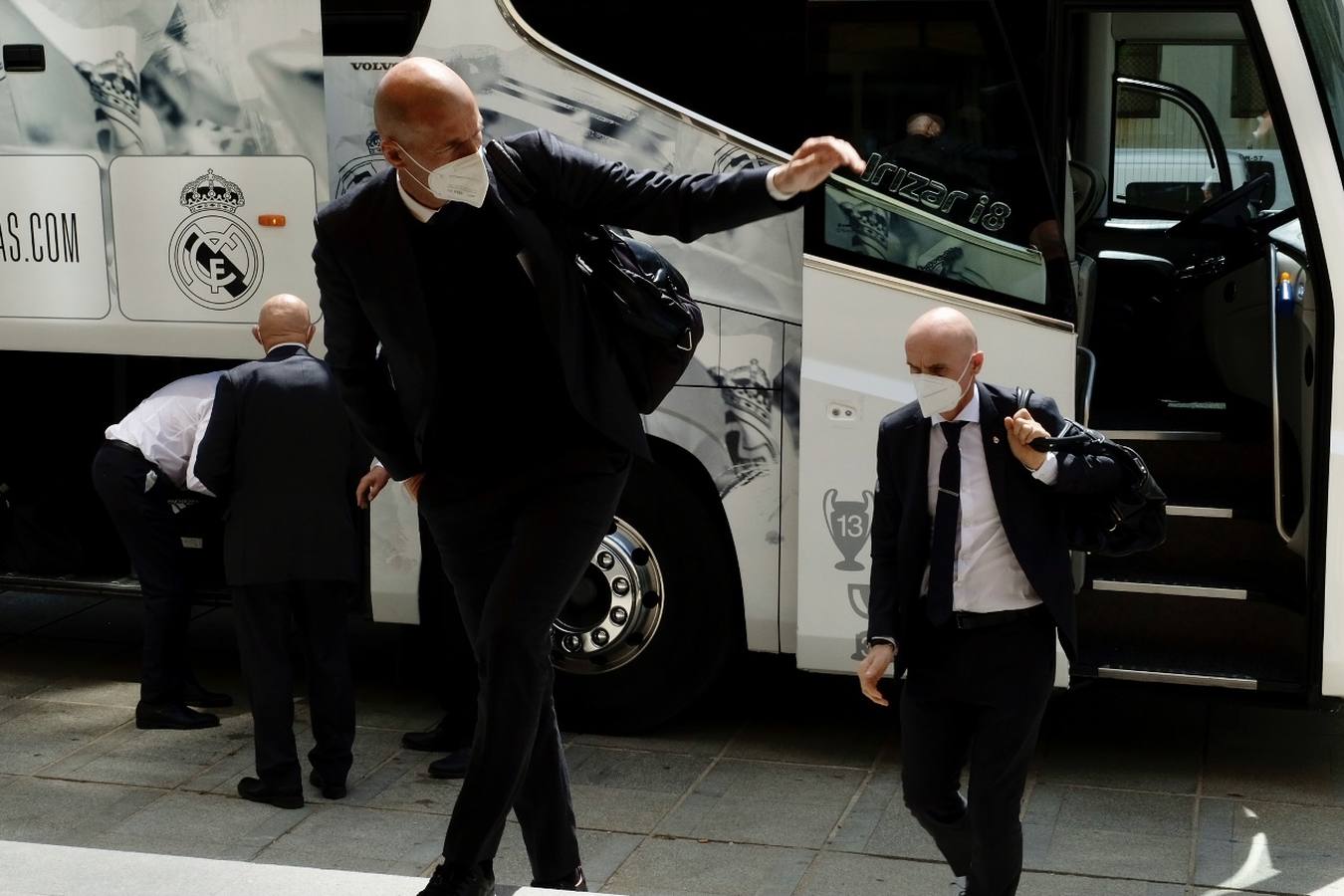 Fotos: La llegada del Real Madrid a Cádiz