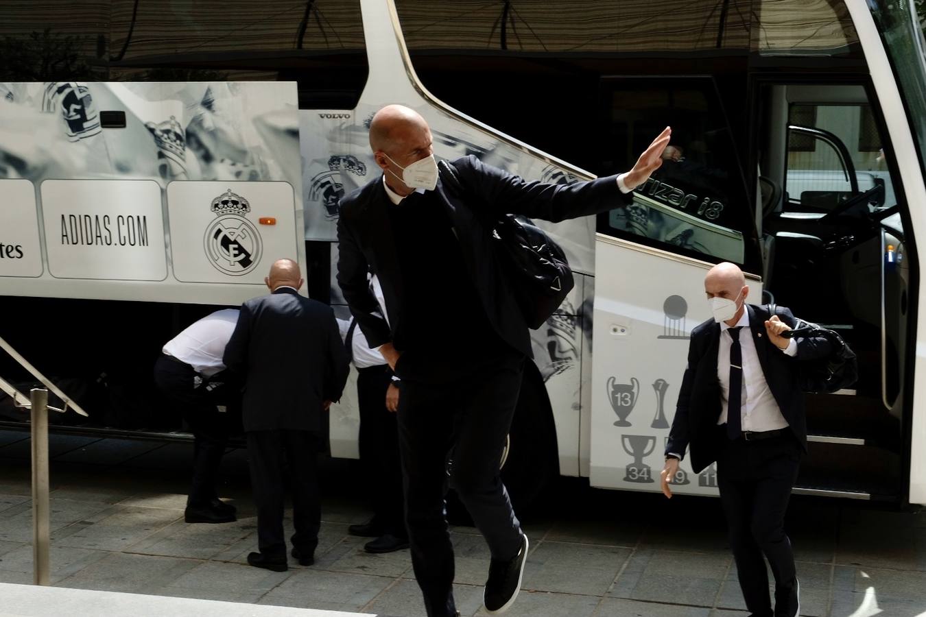 Fotos: La llegada del Real Madrid a Cádiz