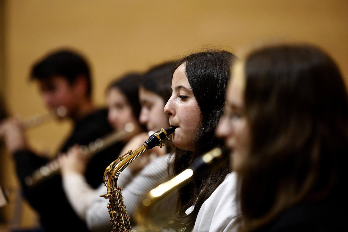 La clase magistral de la Orquesta de Córdoba en el conservatorio, en imágenes