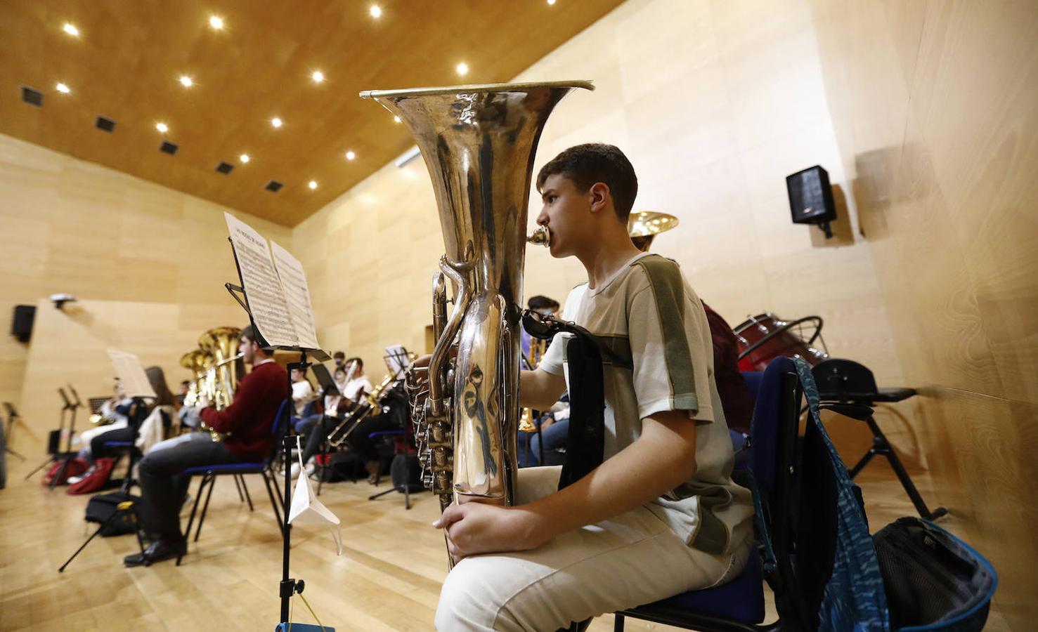 La clase magistral de la Orquesta de Córdoba en el conservatorio, en imágenes