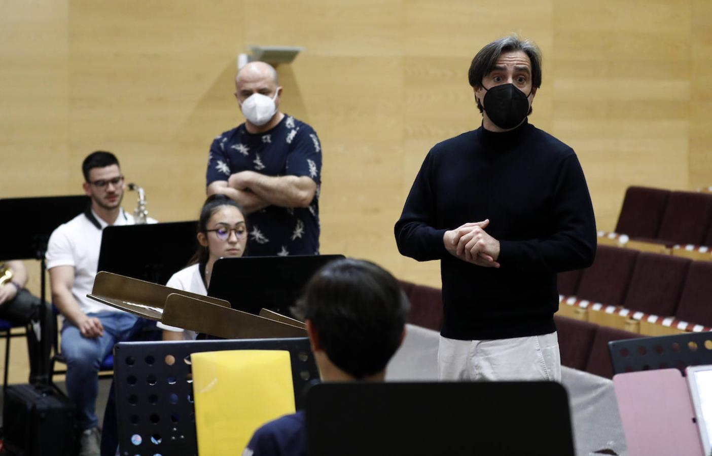 La clase magistral de la Orquesta de Córdoba en el conservatorio, en imágenes