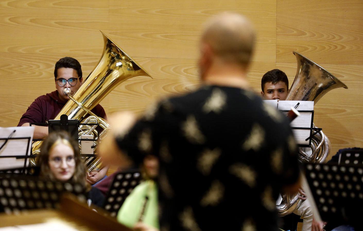 La clase magistral de la Orquesta de Córdoba en el conservatorio, en imágenes