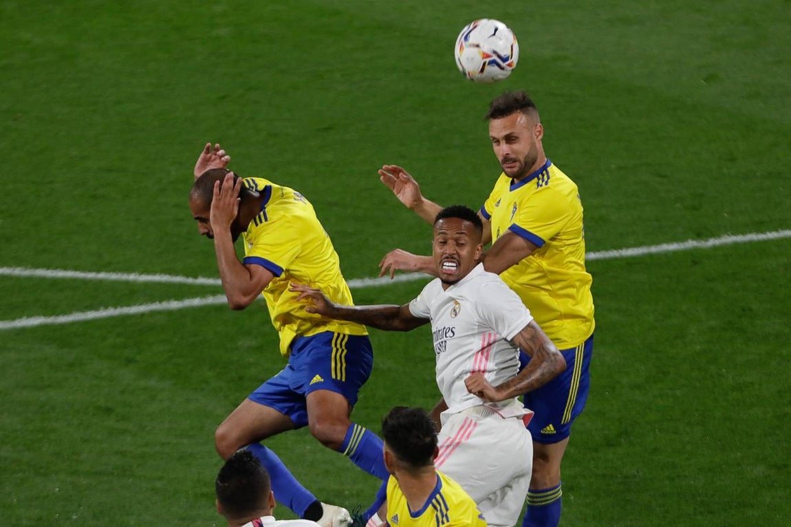 Fotos: Real Madrid-Cádiz CF en Carranza