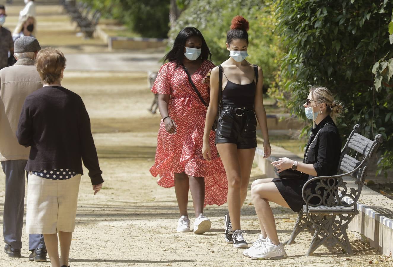 Ambiente por las calles del Centro de Sevilla