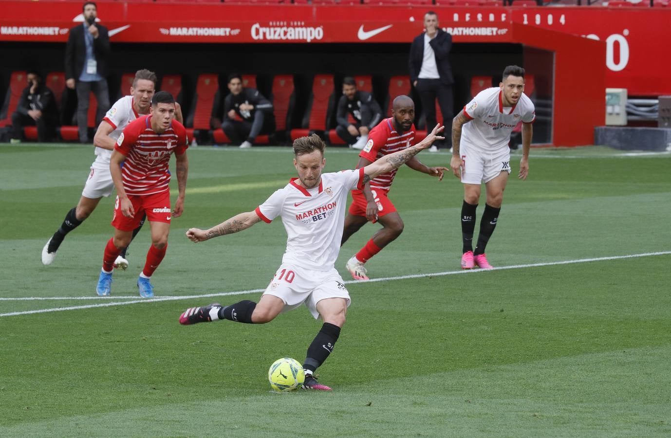 Partido entre el Sevilla y el Granada