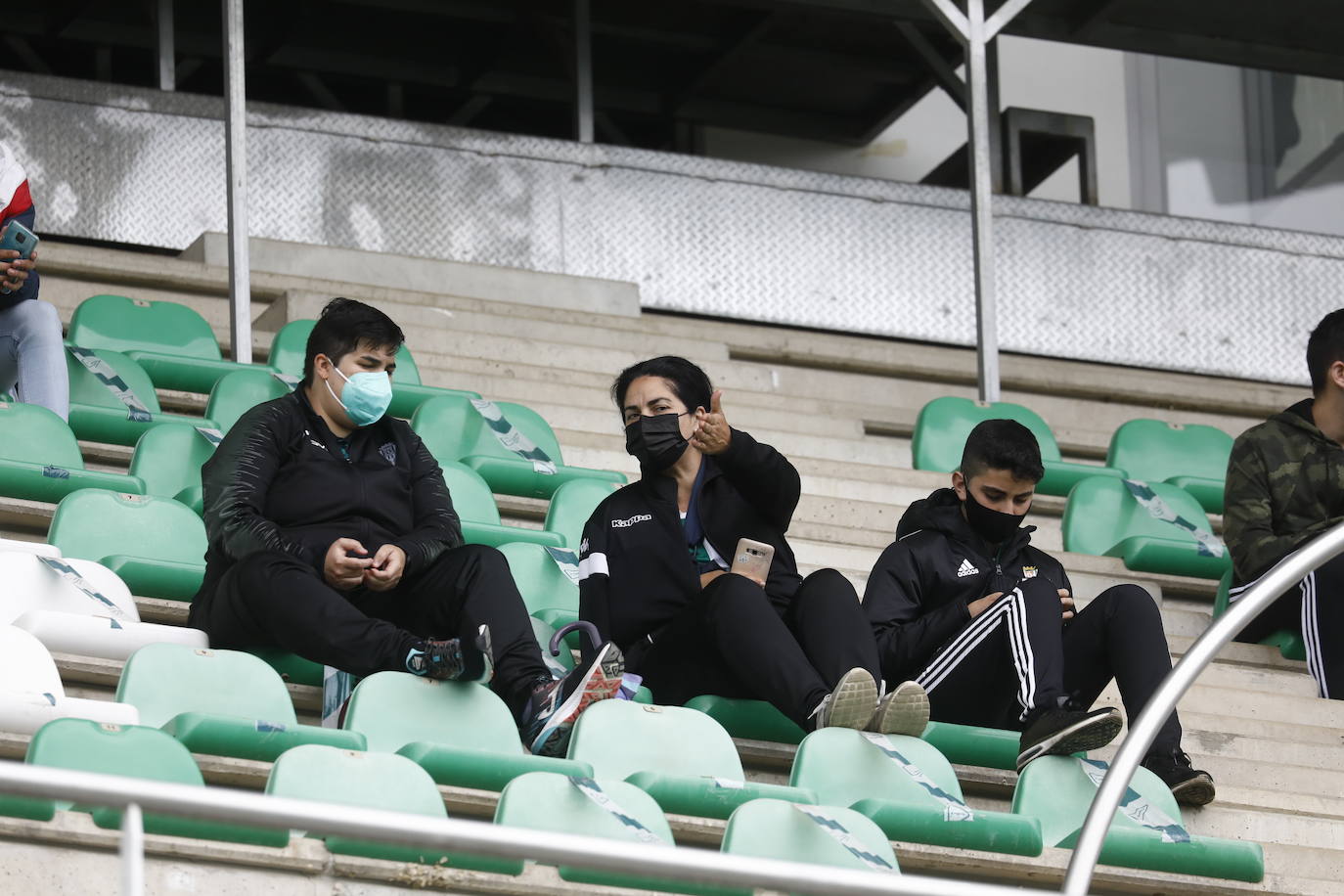 En imágenes, el ambiente del Córdoba CF - Tamaraceite