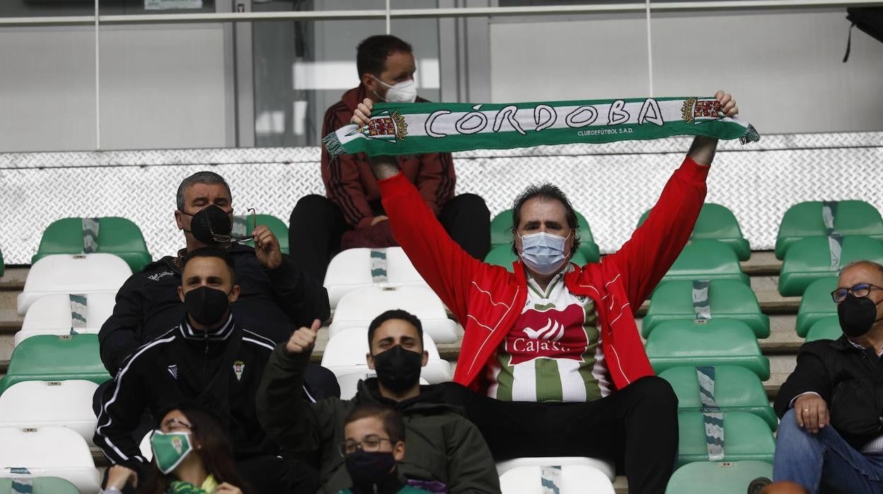 En imágenes, el ambiente del Córdoba CF - Tamaraceite