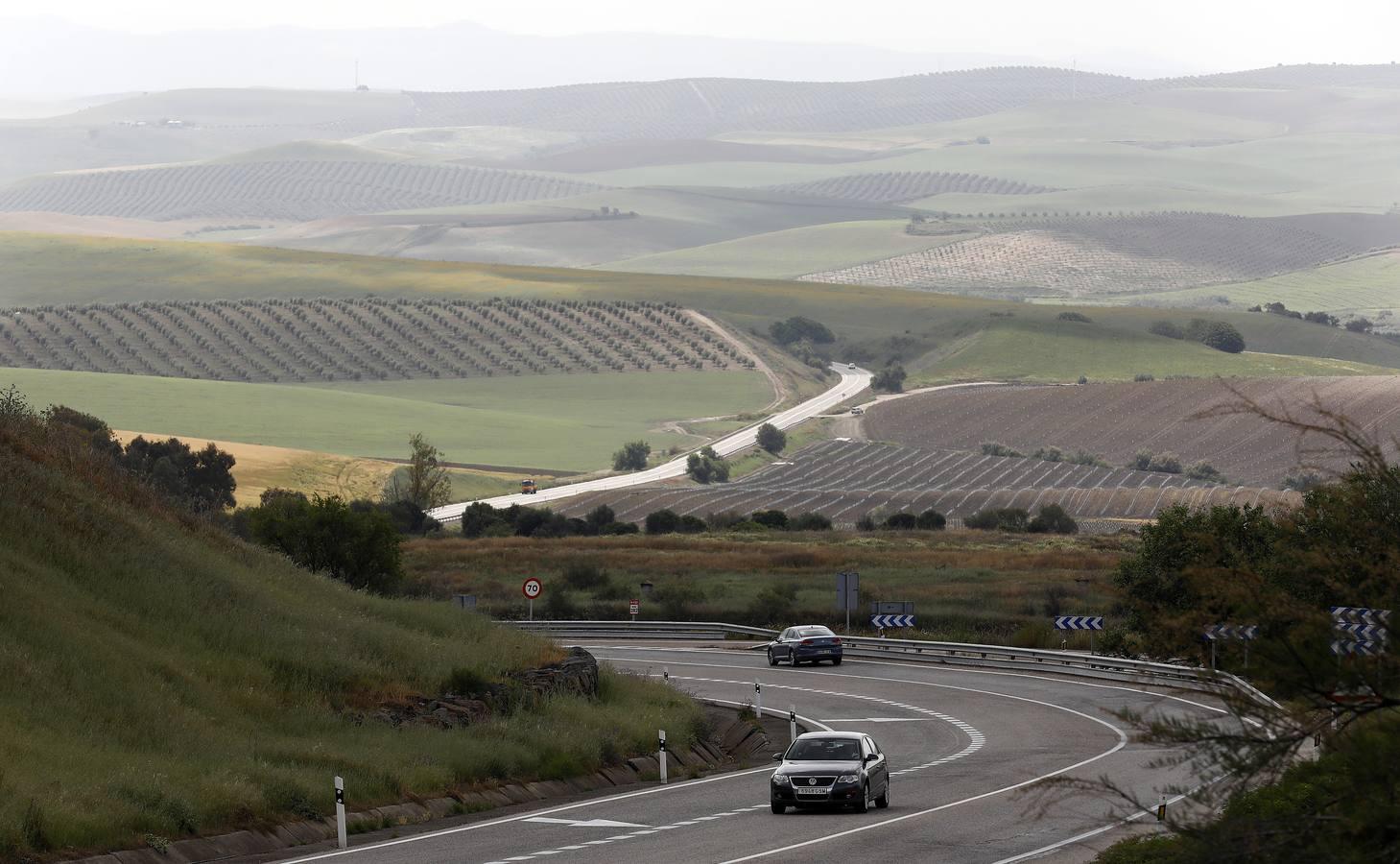 Así está la carretera N-432 a su paso por Córdoba, en imágenes