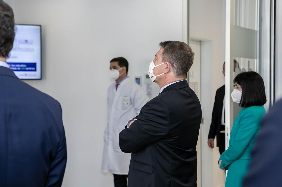 Pedro Sánchez visita las instalaciones de la farmacéutica Janssen en Toledo