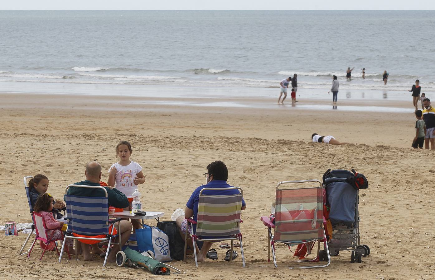 Ambiente este sábado en algunas playas onubenses