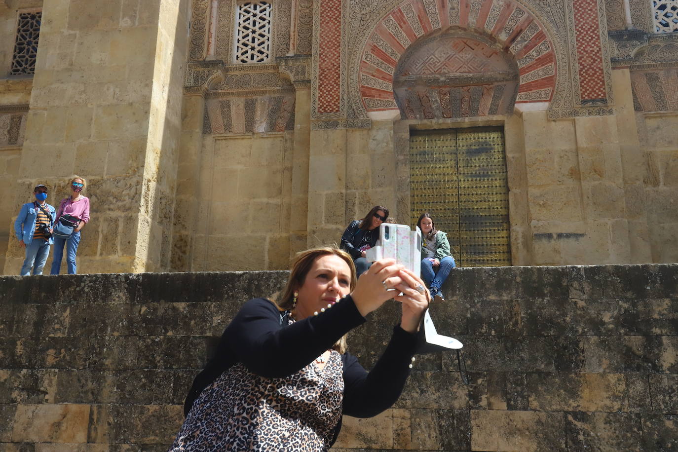 El ambiente en la Judería y el Centro de Córdoba, en imágenes