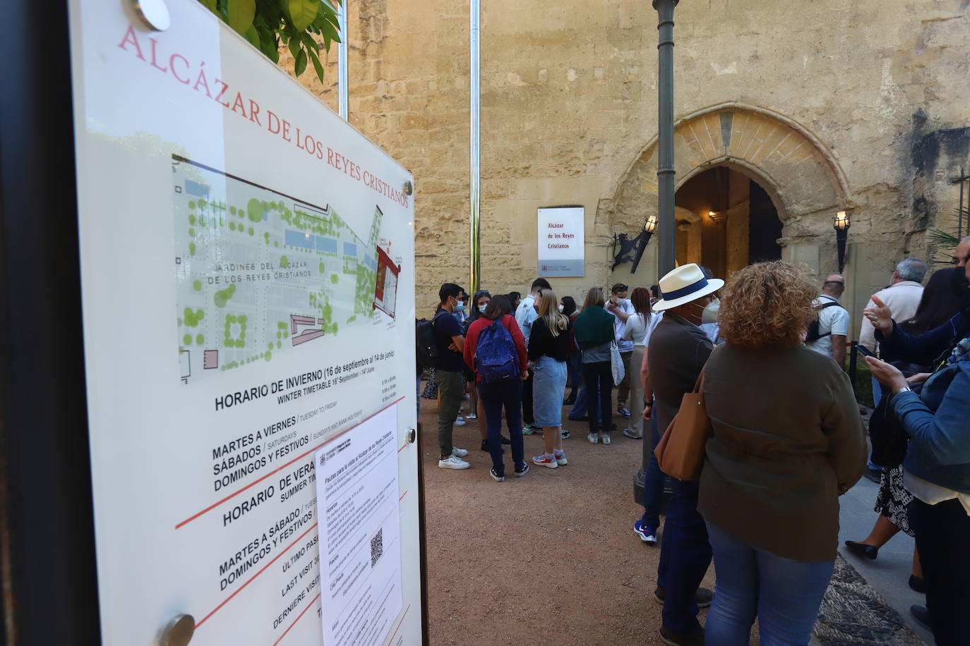 El ambiente en la Judería y el Centro de Córdoba, en imágenes