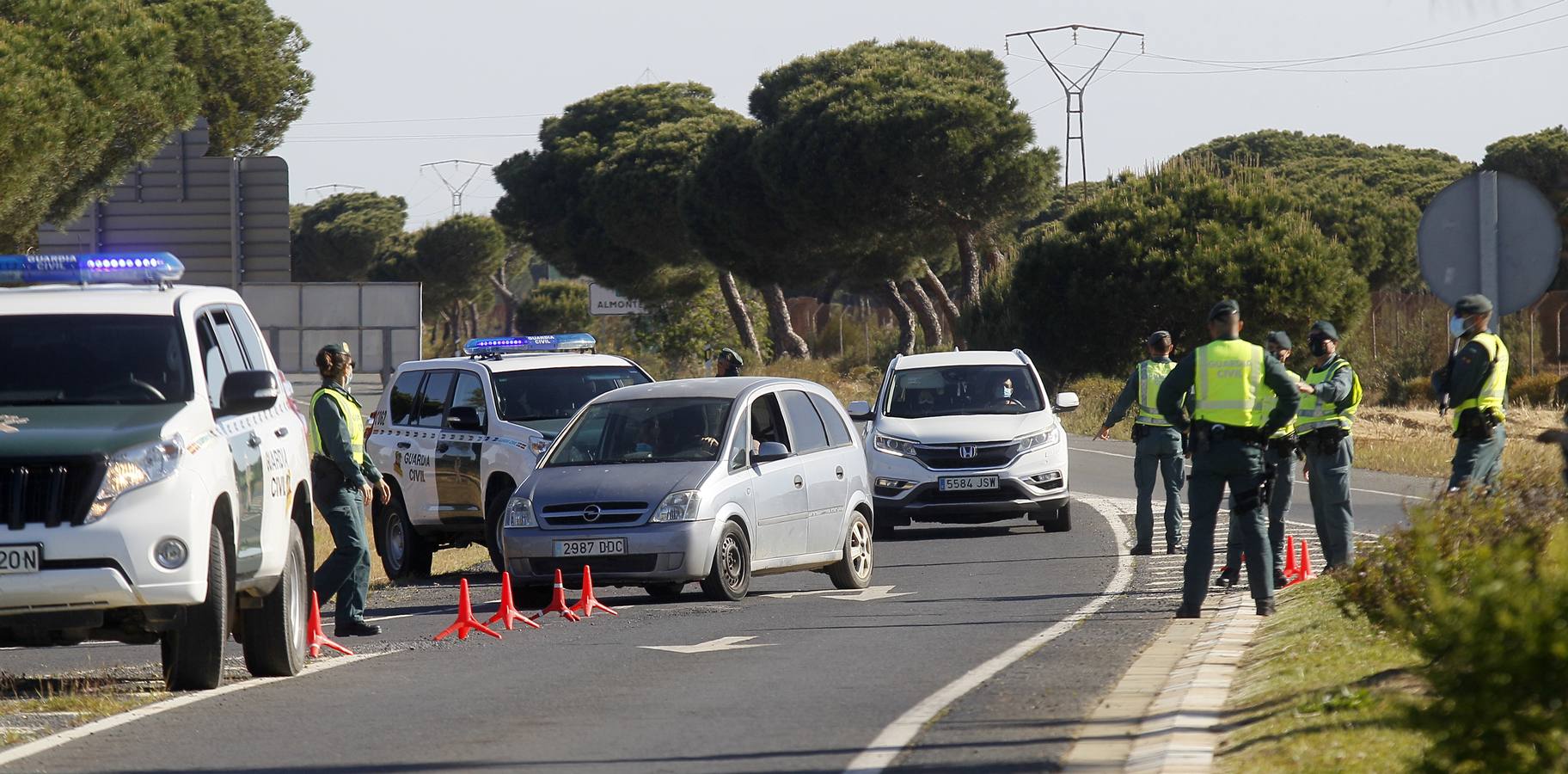 Controles a la entrada de Matalascañas