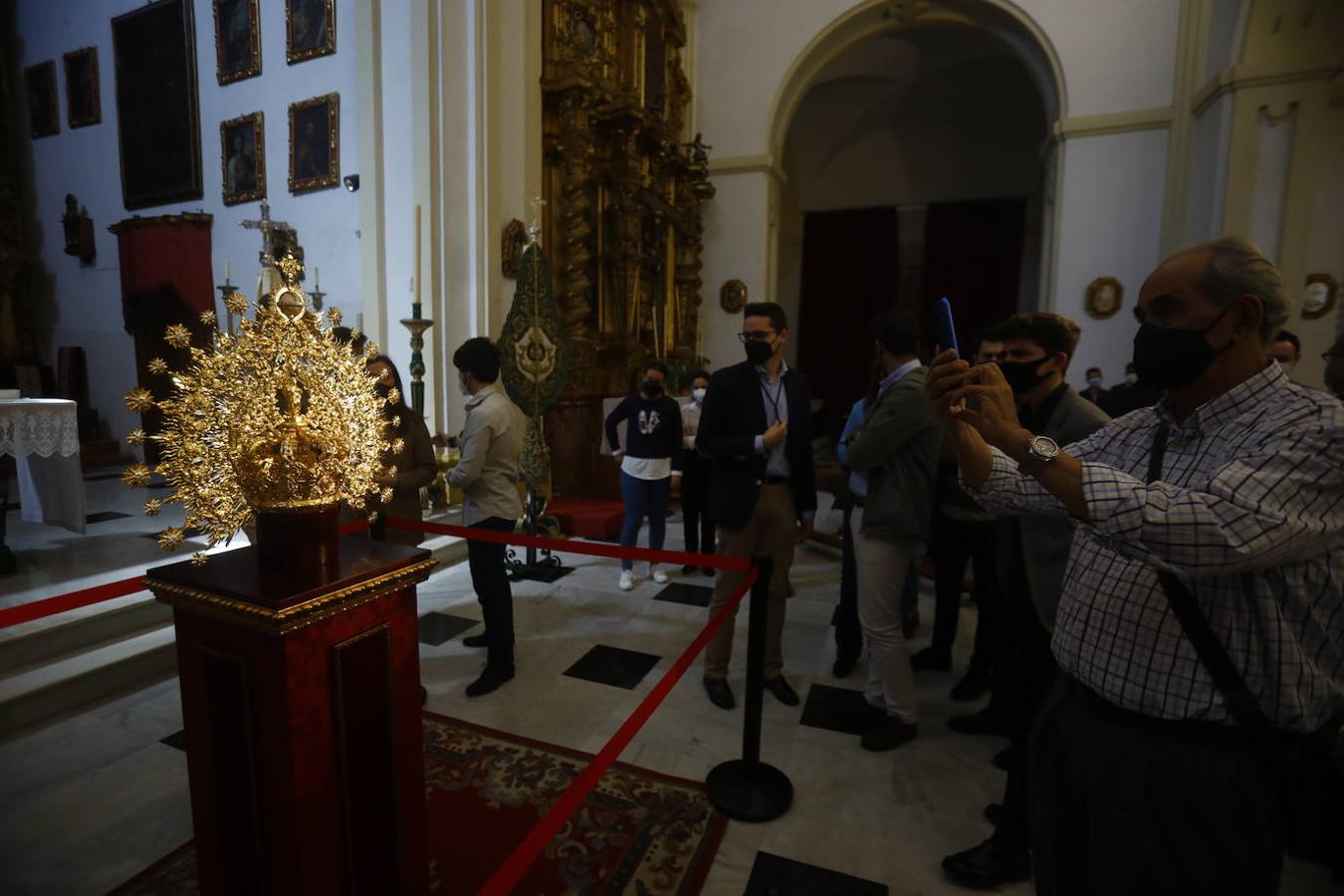 La nueva corona de la Virgen de la Esperanza de Córdoba, en imágenes