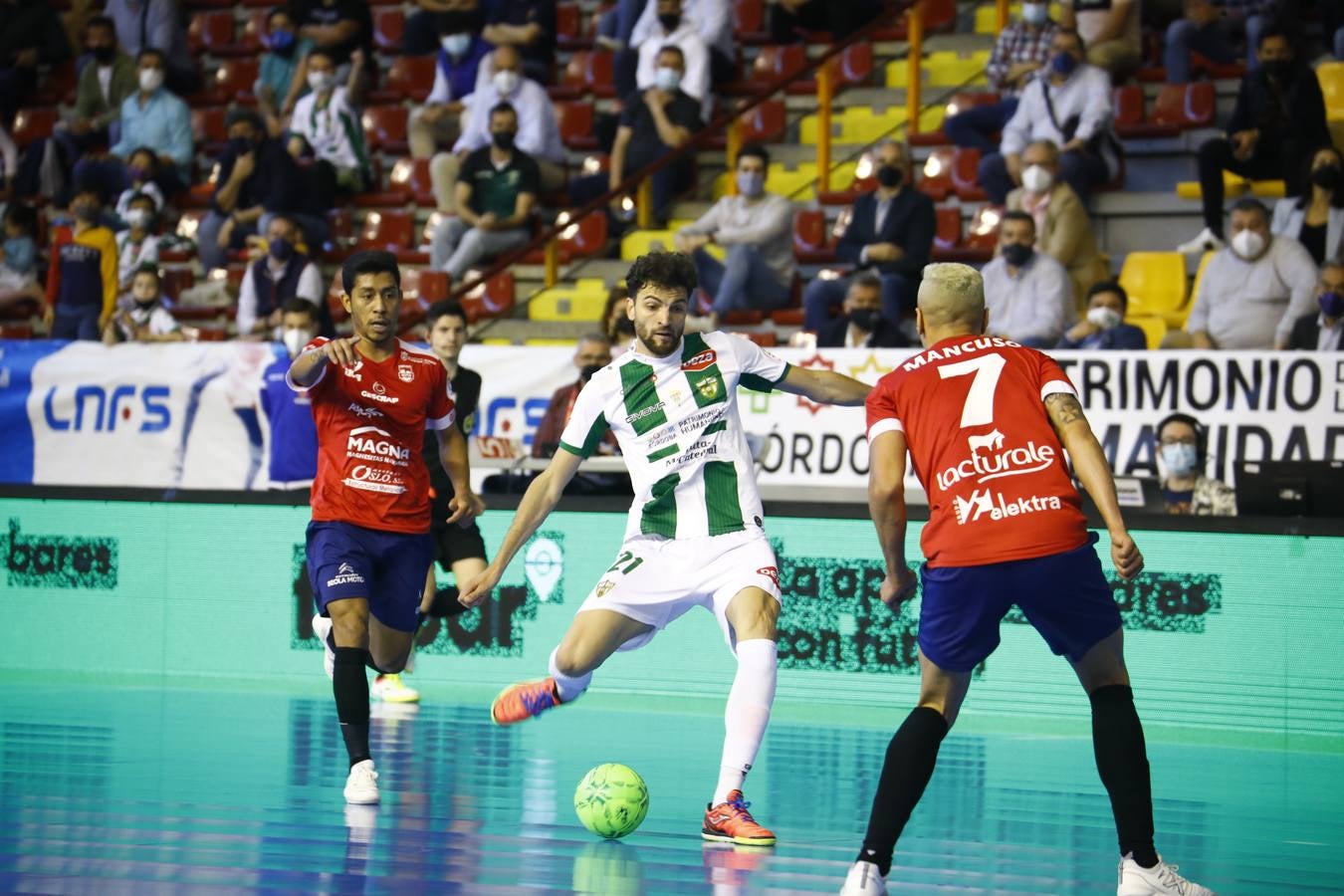 El empate entre el Córdoba Patrimonio y el Osasuna, en imágenes