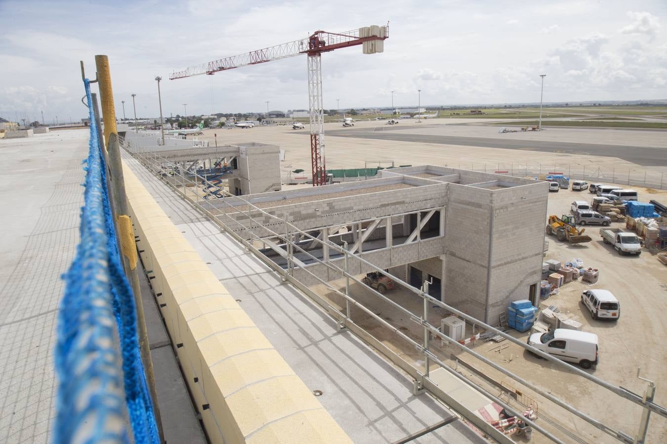 Obras en el aeropuerto de Sevilla