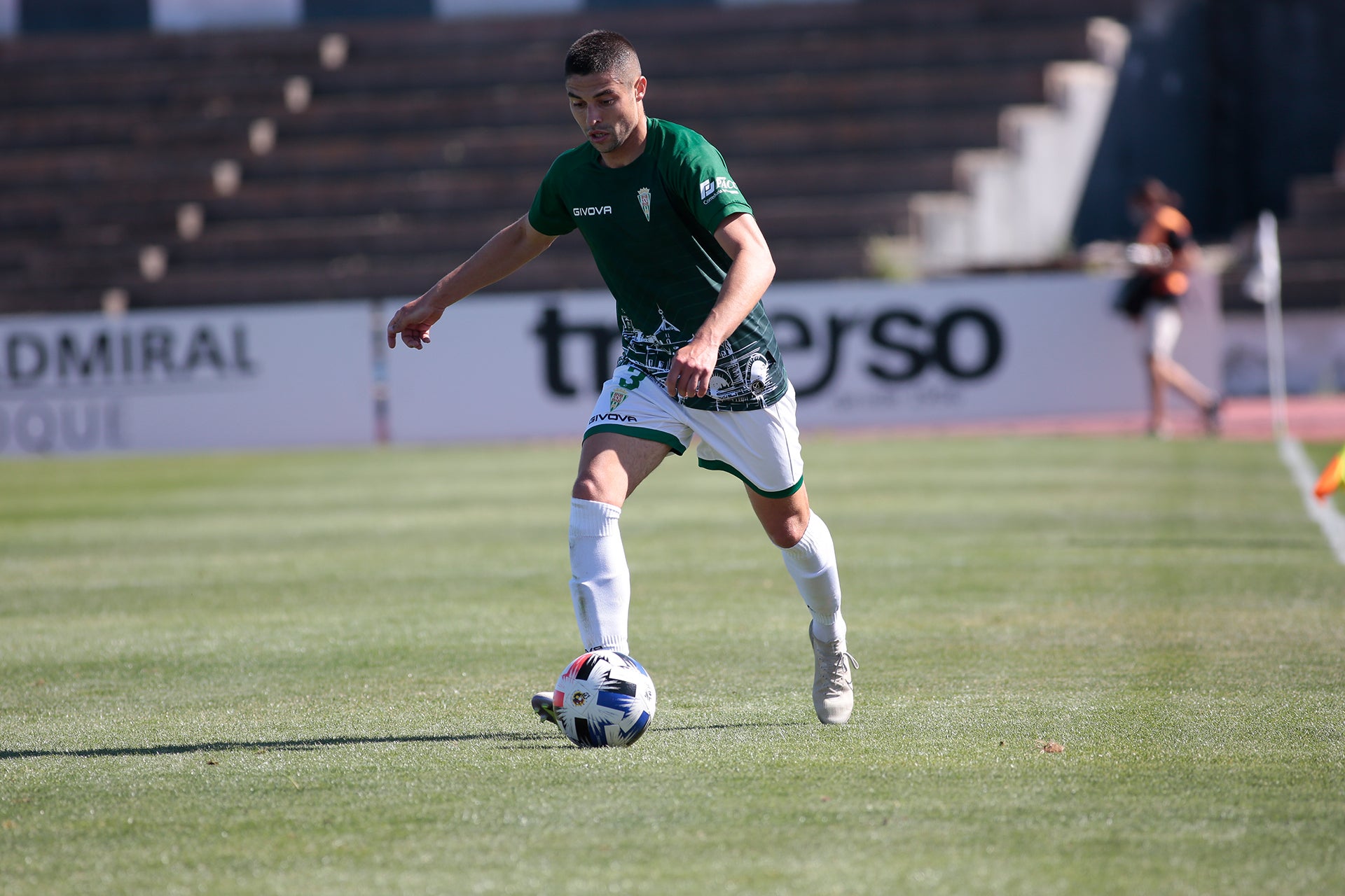 Las mejores imágenes del Linense - Córdoba CF