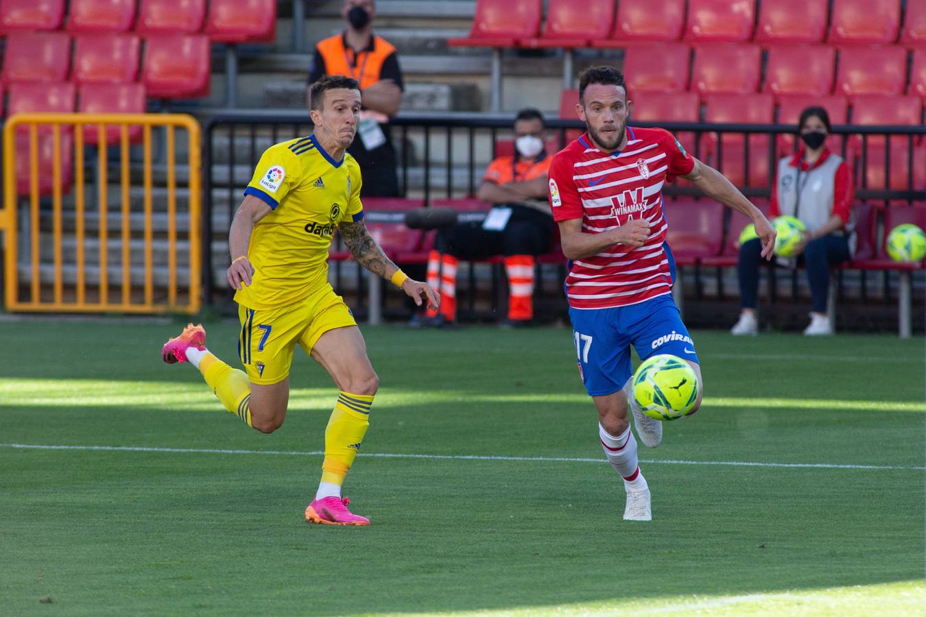 FOTOS: La victoria del Cádiz en Granada, en imágenes