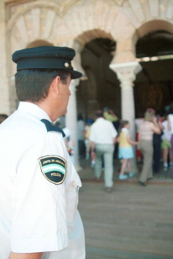 La inauguración de &#039;Los Omeyas&#039; de Córdoba 20 años después, en imágenes