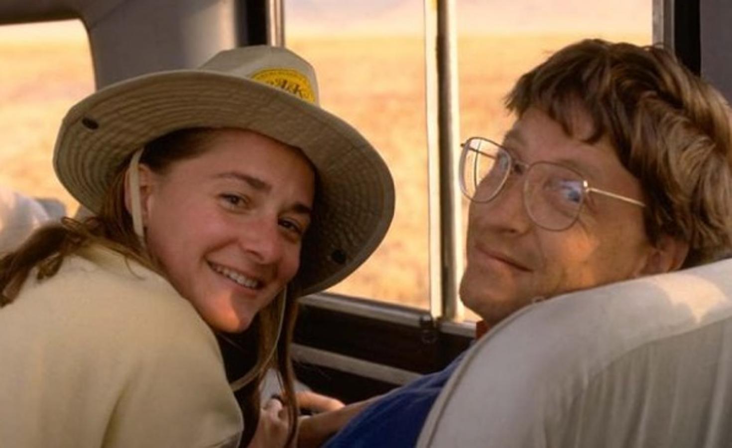 Bill y Melinda en su primera visita a África en 1993. 