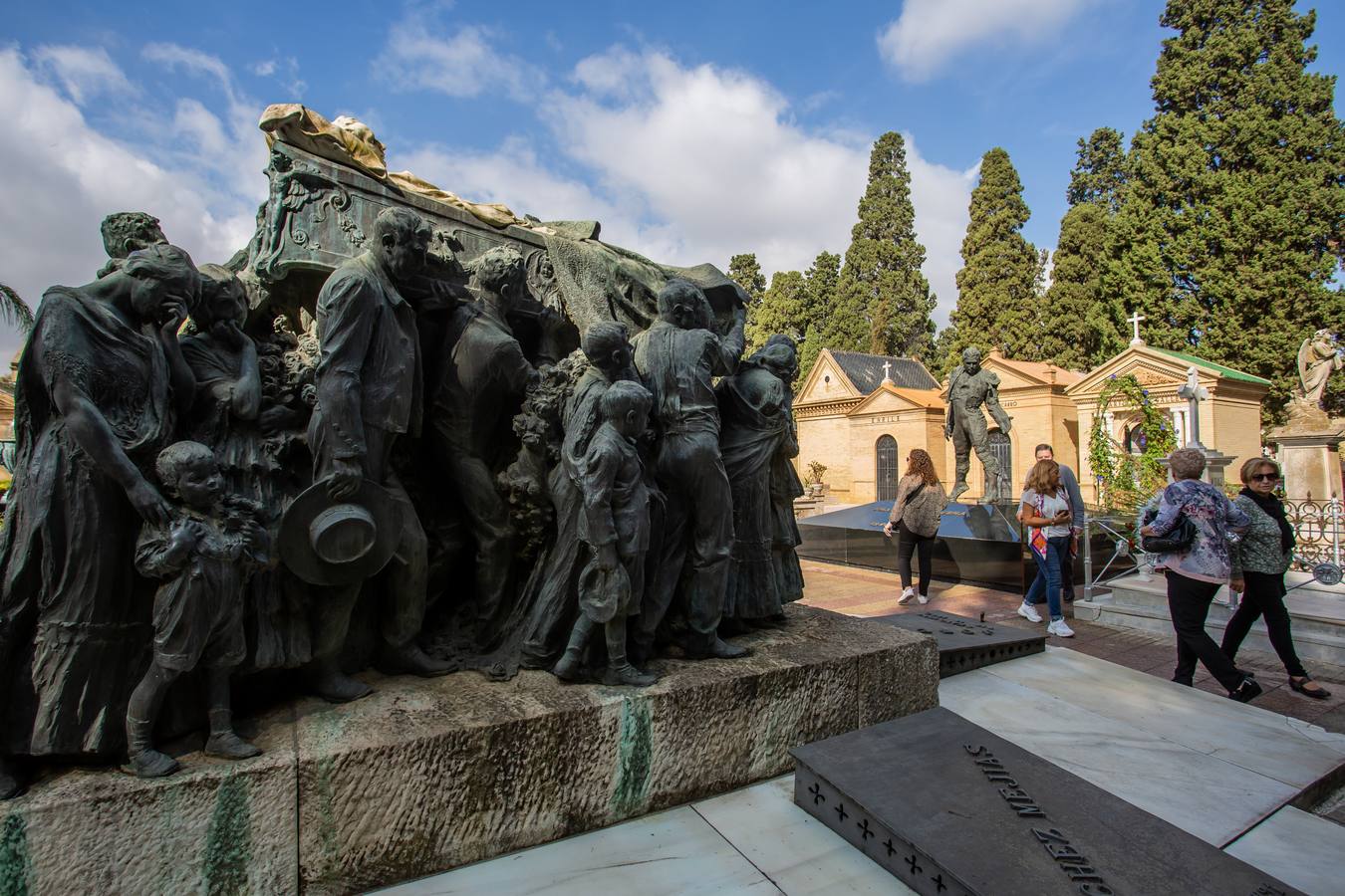 Cementerio de San Fernando. Museo al aire libre de escultura y arquitectura funerarias