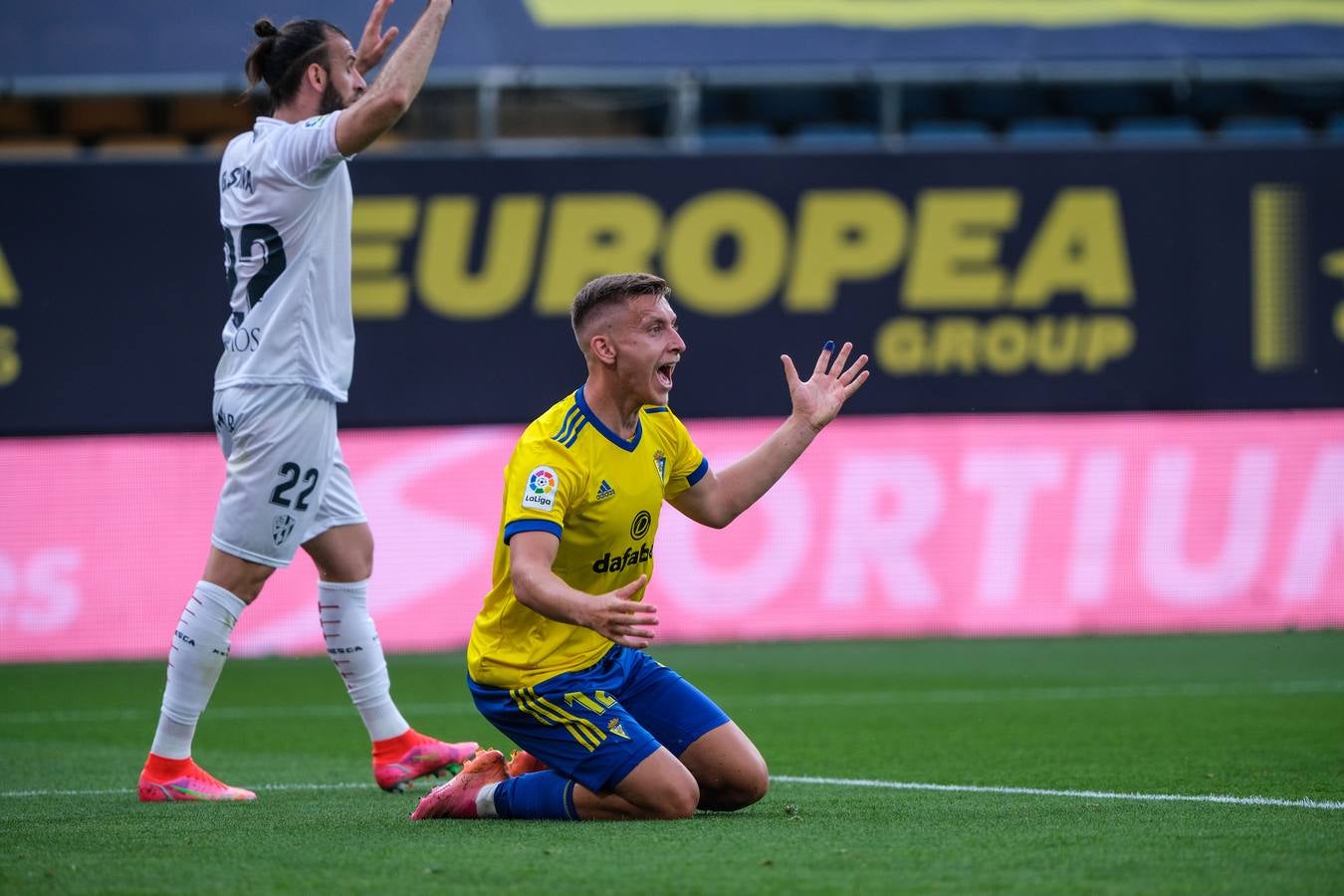 Fotos: Partido Cádiz-Huesca