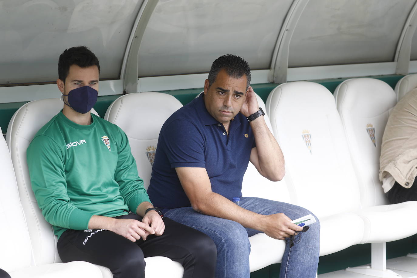 El ambiente en El Arcángel en el Córdoba CF - Cádiz B, en imágenes