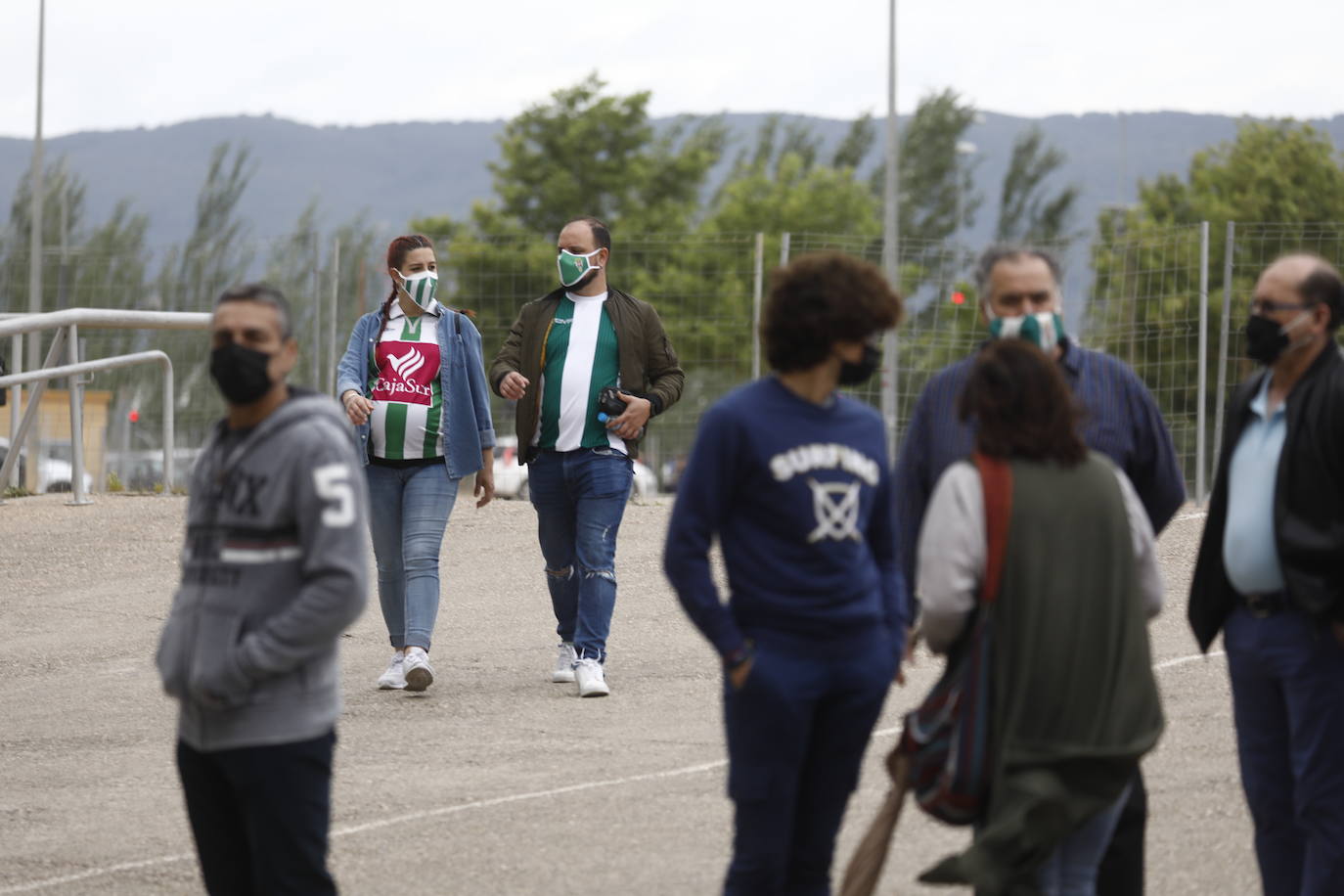 El ambiente en El Arcángel en el Córdoba CF - Cádiz B, en imágenes