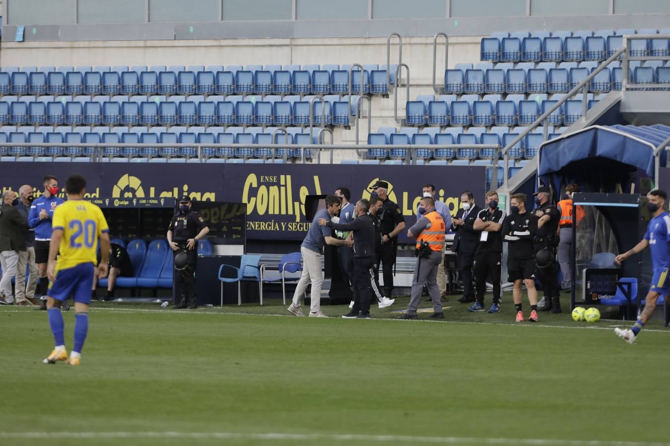 Fotos: Partido Cádiz-Huesca